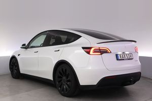 Tesla Model Y bild 4