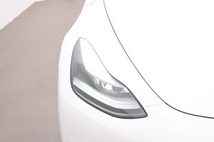 Tesla Model Y bild 26