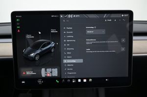 Tesla Model Y bild 13