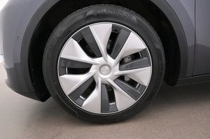 Tesla Model Y bild 27