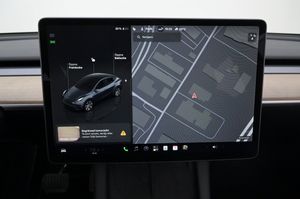 Tesla Model Y bild 18