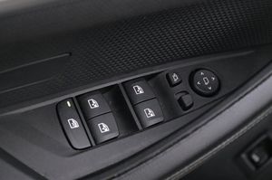 BMW i4 bild 10