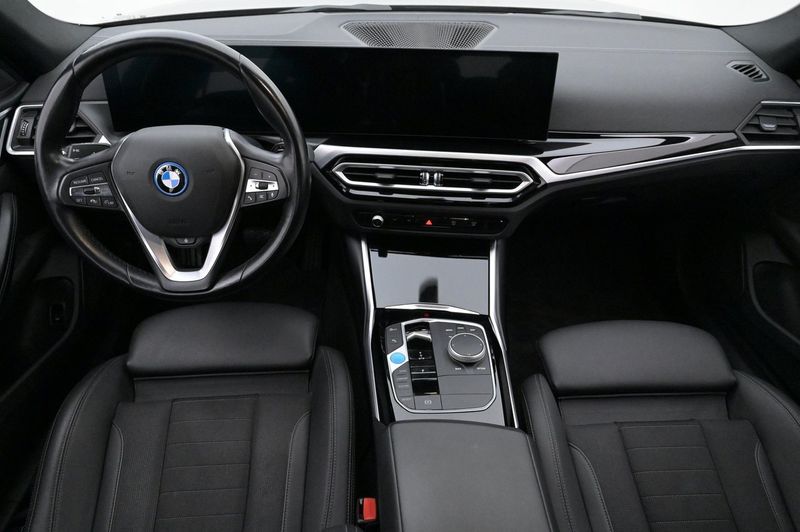BMW i4 bild 6