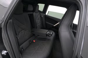 BMW iX bild 21