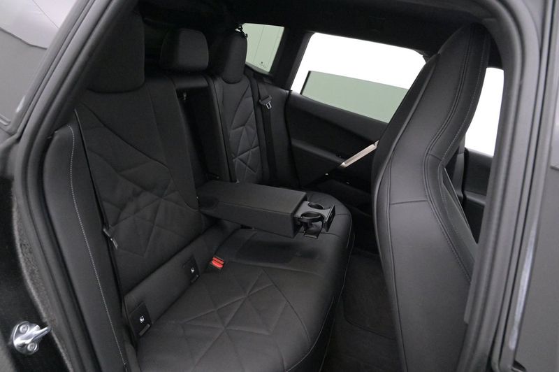 BMW iX bild 21