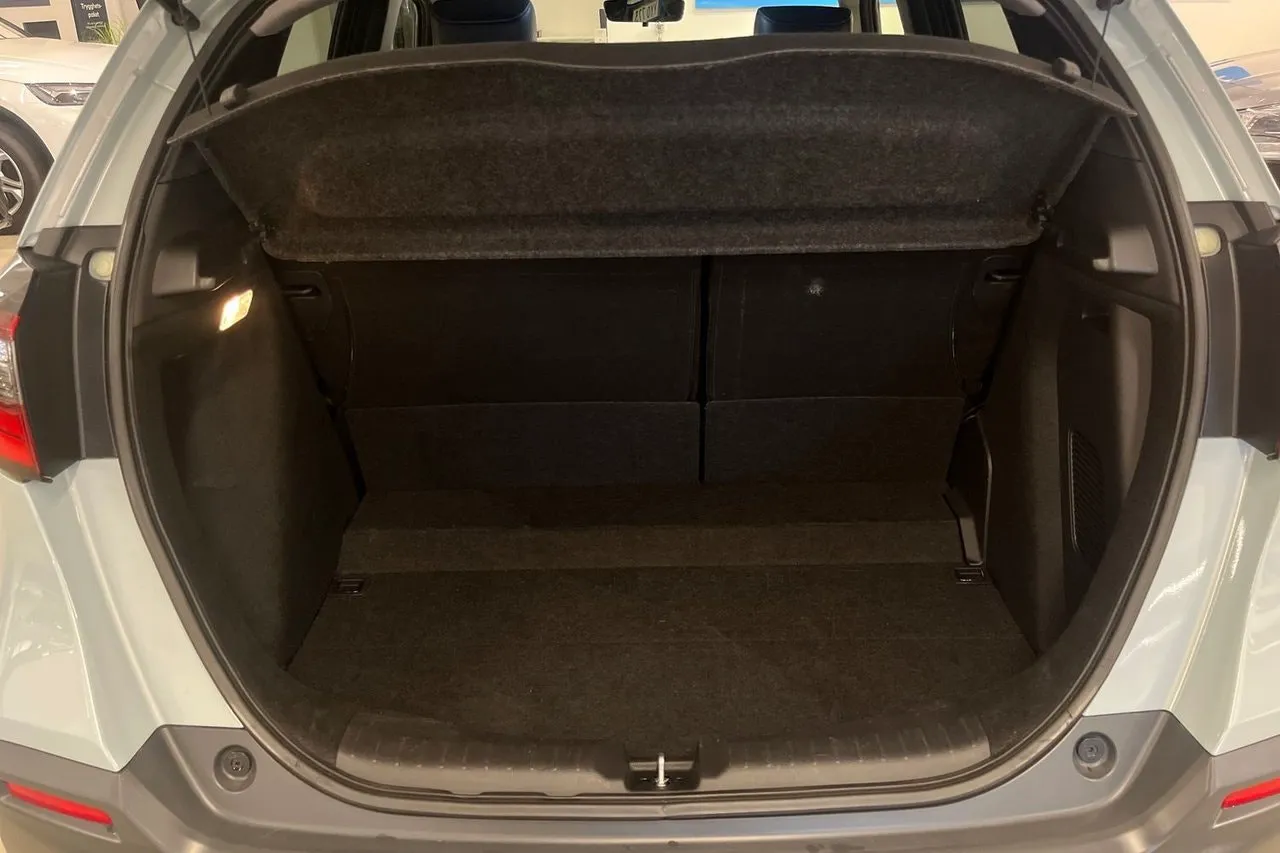 Vehicle image 20