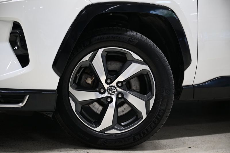 Toyota RAV4 bild 11