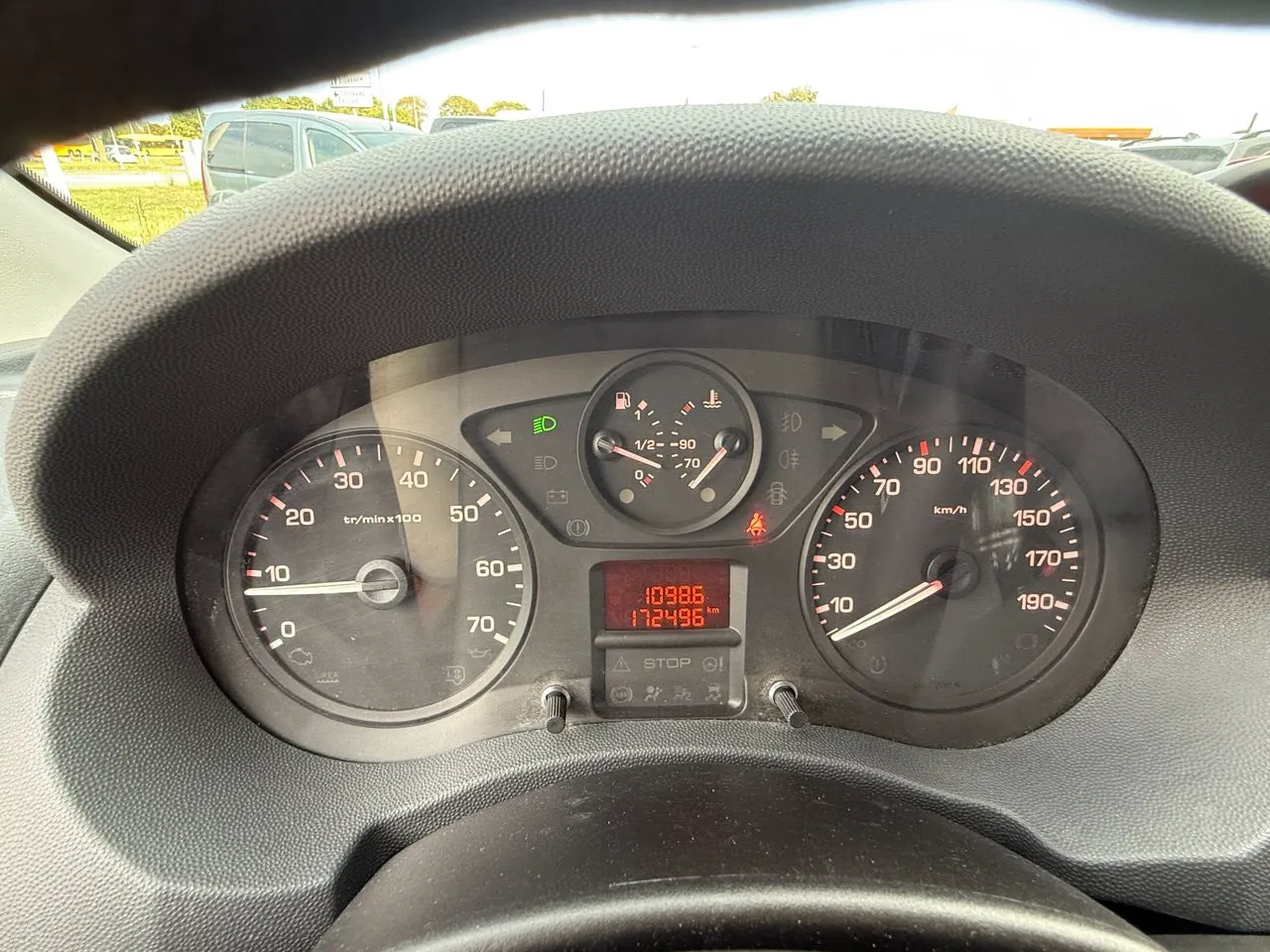 Vehicle image 9