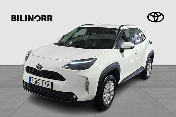 Toyota Yaris Cross 1,5 HYBRID 115 ACTIVE AWD-... - 2025
