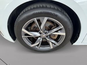 Skoda Enyaq bild 13