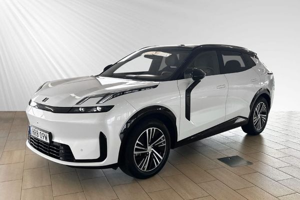 Lynk & Co 08 Core PHEV KAMPANJ PRIVATLEASING 24MÅN - 2025
