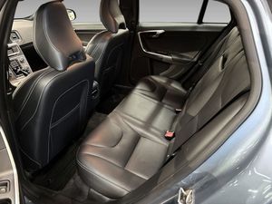 Volvo V60 bild 8