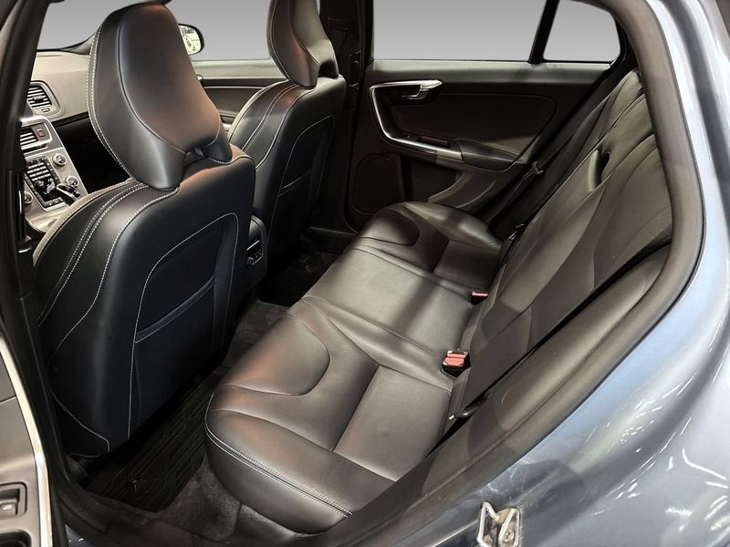Volvo V60 bild 8