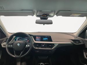 BMW 118 bild 6
