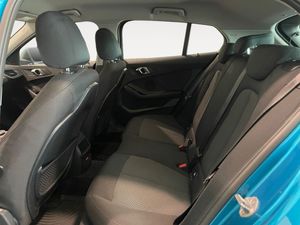 BMW 118 bild 9