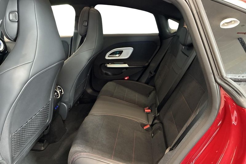 Mercedes CLA250 bild 12