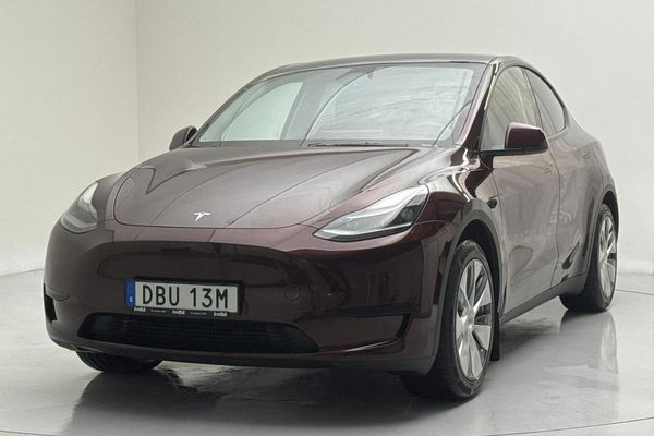 Tesla Model Y RWD - 2024