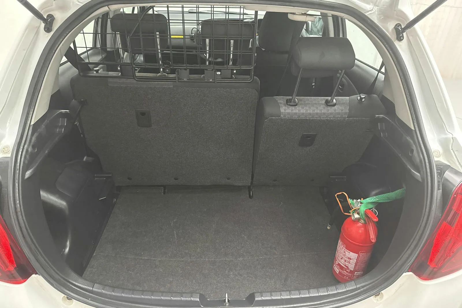 Vehicle image 8