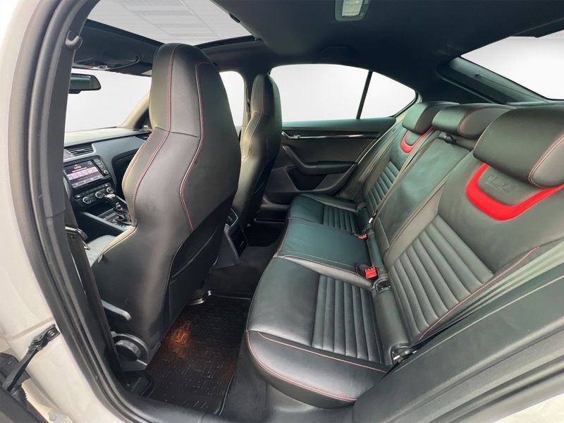 Skoda Octavia bild 9