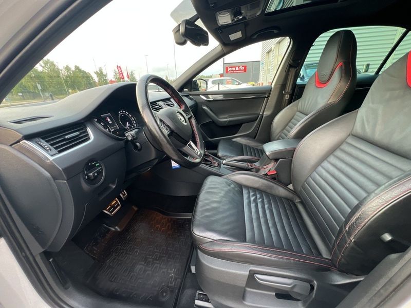 Skoda Octavia bild 8