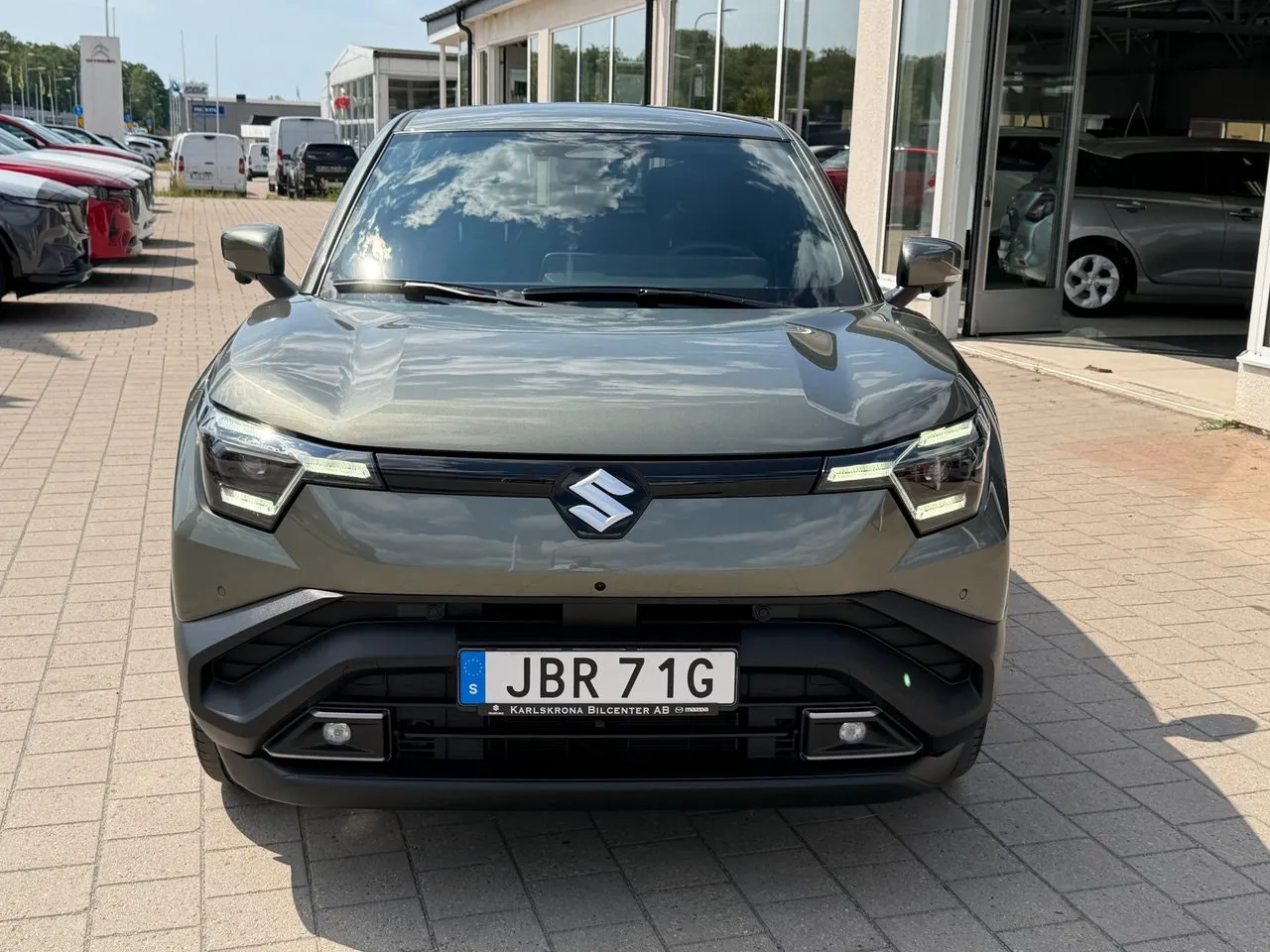 Vehicle image 1