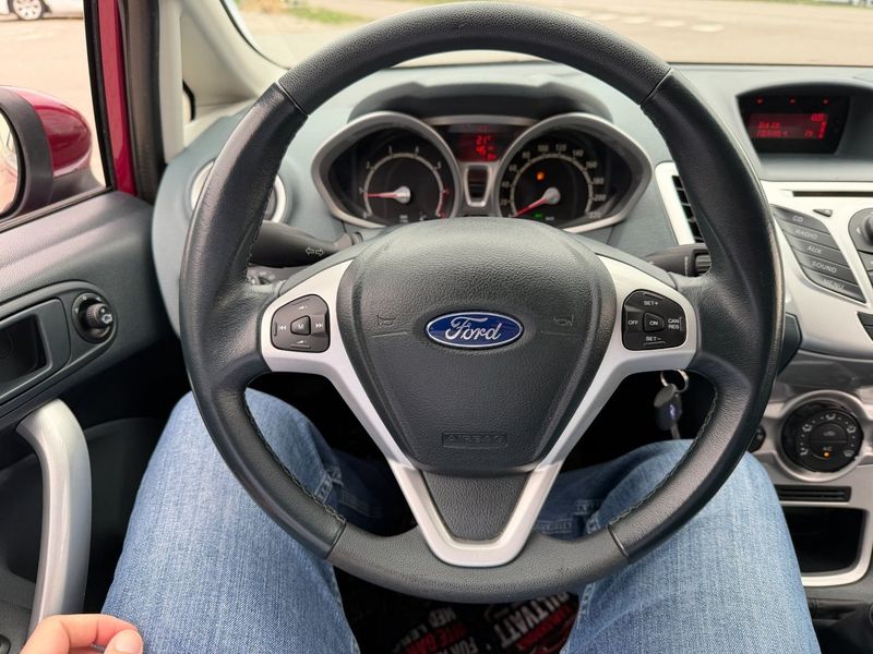 Ford Fiesta bild 16