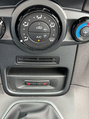 Ford Fiesta bild 26