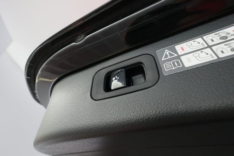 Mercedes C300 bild 9
