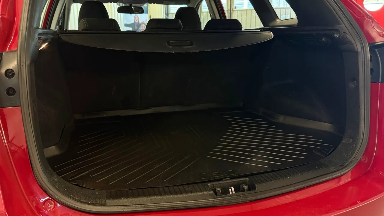 Vehicle image 21