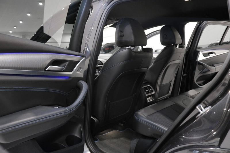 BMW X4 bild 16