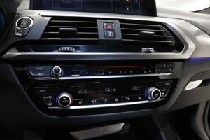 BMW X4 bild 25