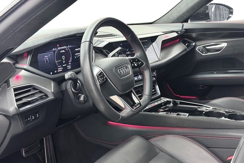 Audi RS e-tron GT bild 13