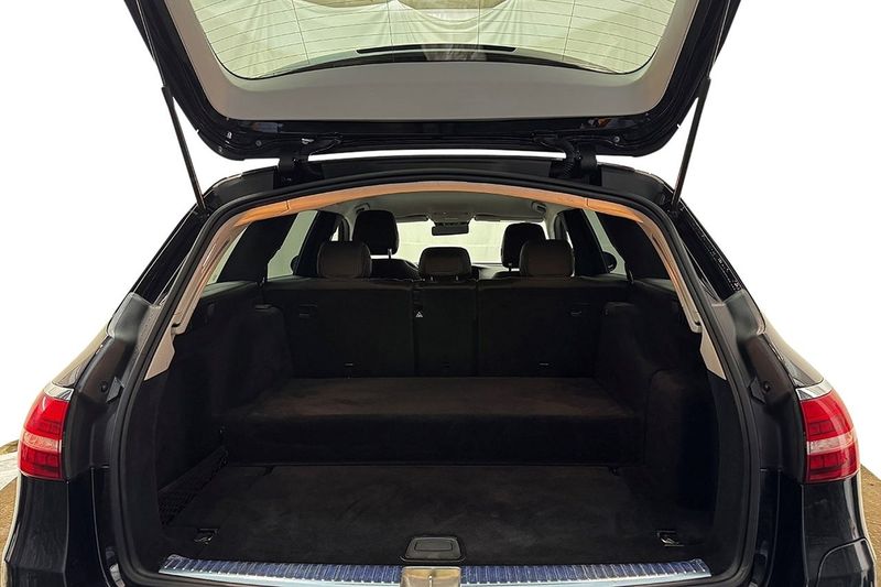 Mercedes E300 bild 36