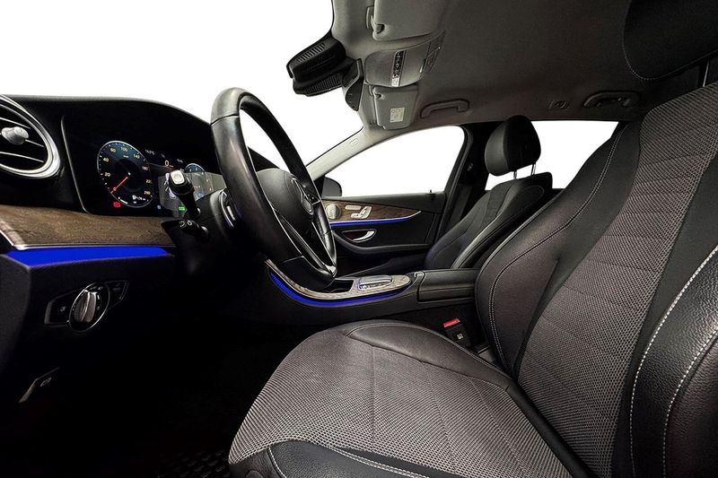 Mercedes E300 bild 12