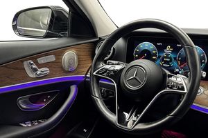Mercedes E300 bild 15