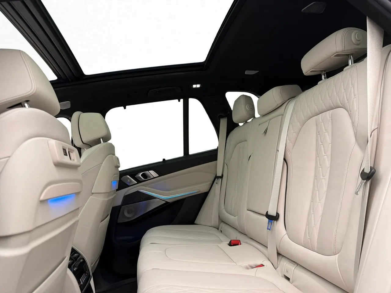 Vehicle image 36
