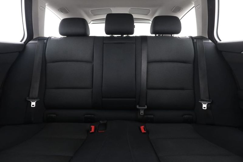 BMW 520 bild 16