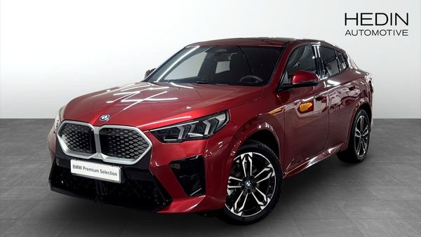 BMW iX2 xDrive M Sport Drag Adaptiv Farthållare Rattvärme - 2026