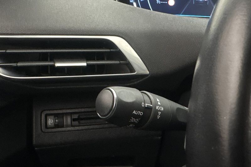 Peugeot 3008 bild 24