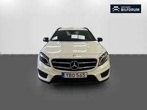 Mercedes GLA200 bild 2