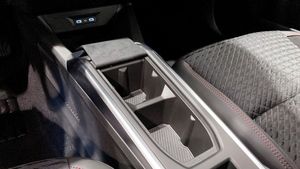 Renault Clio bild 18