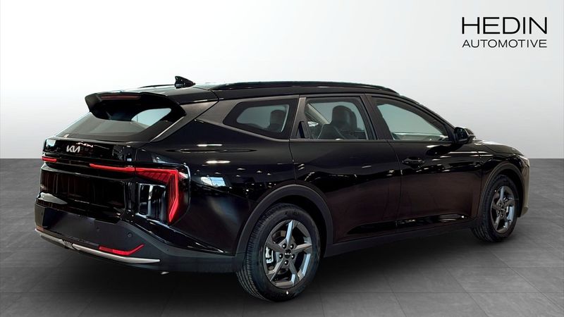 Kia K4 bild 2