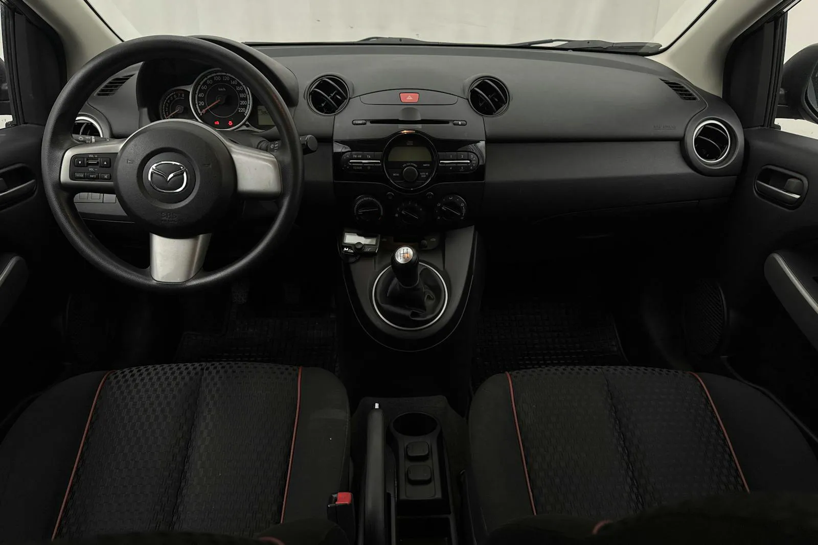Vehicle image 5