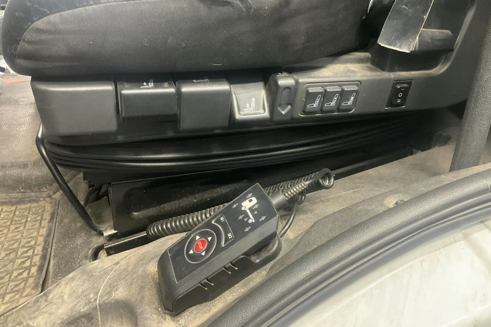 Vehicle image 18