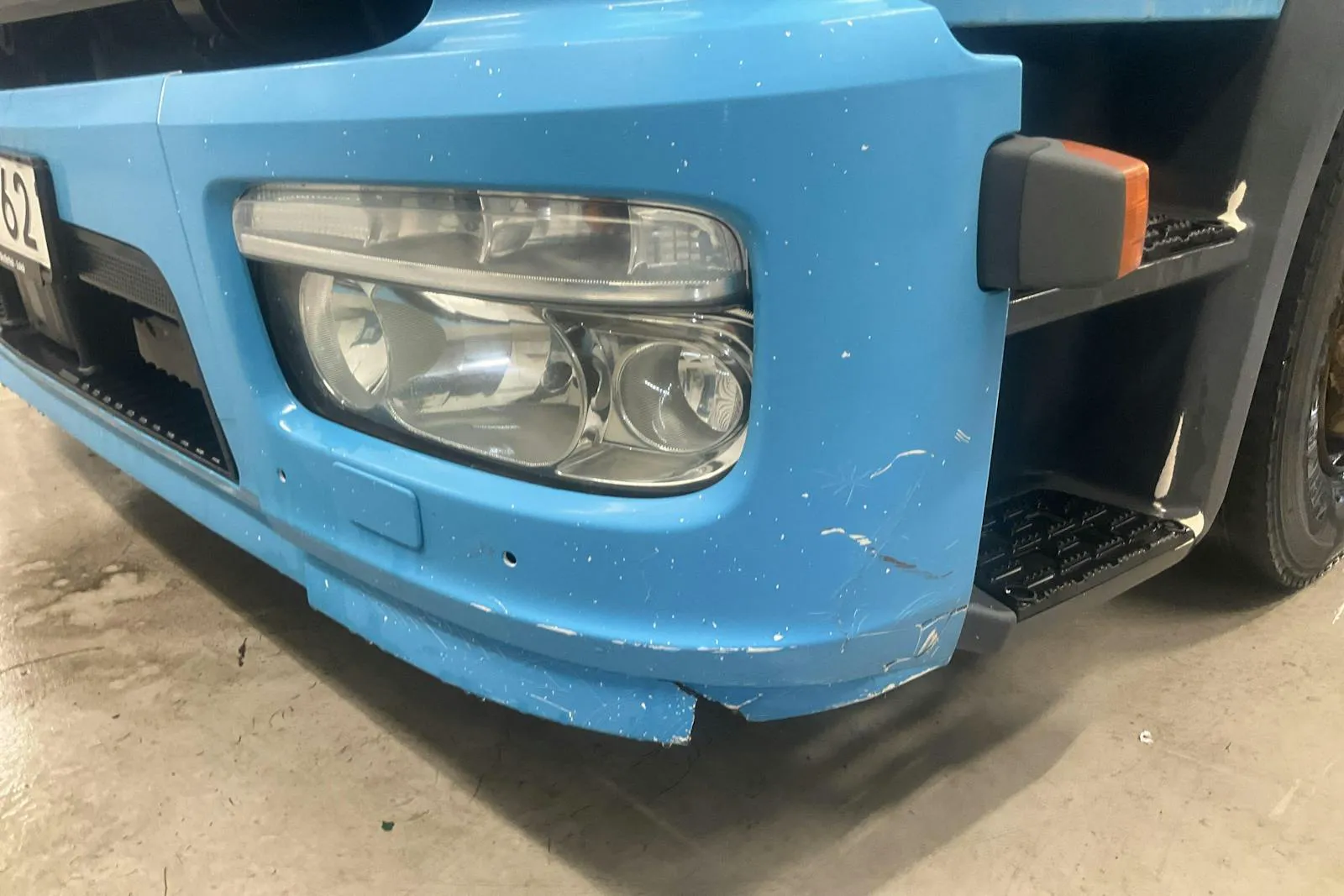 Vehicle image 38