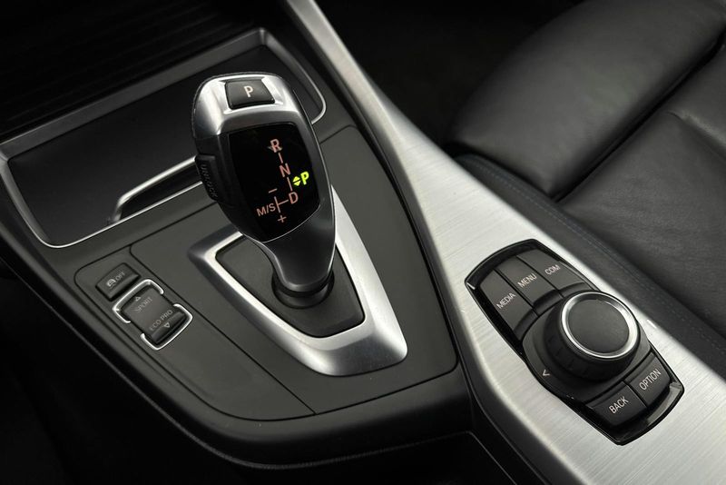 BMW 120 bild 13