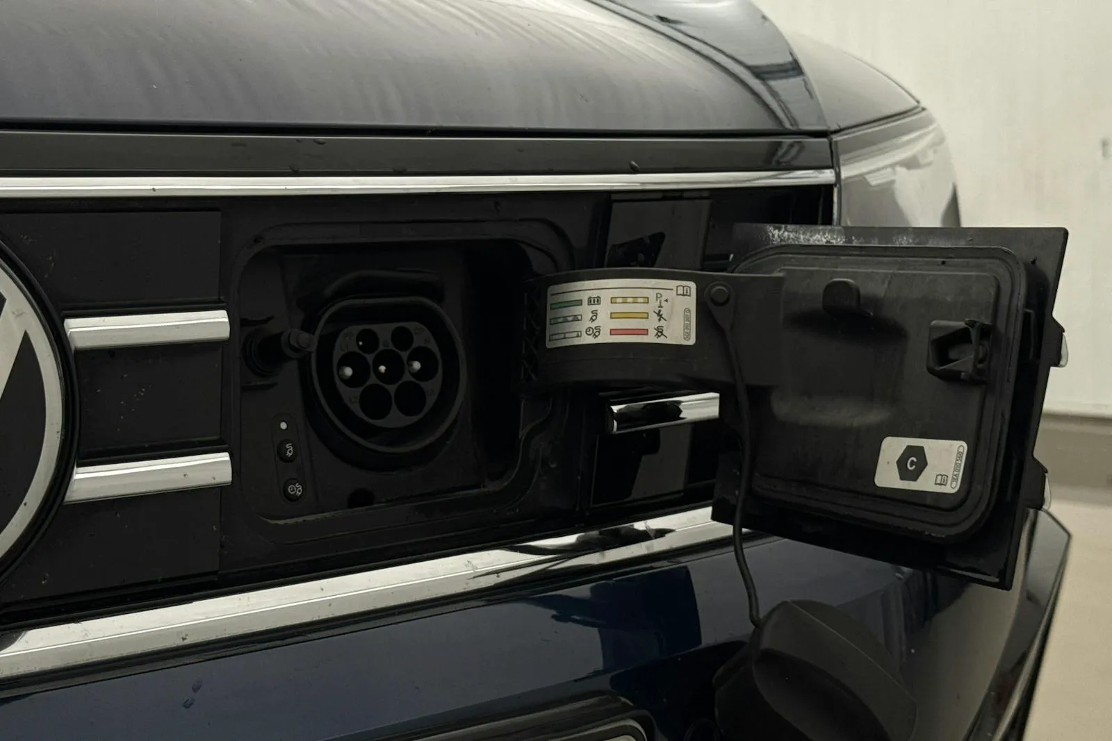 Vehicle image 22