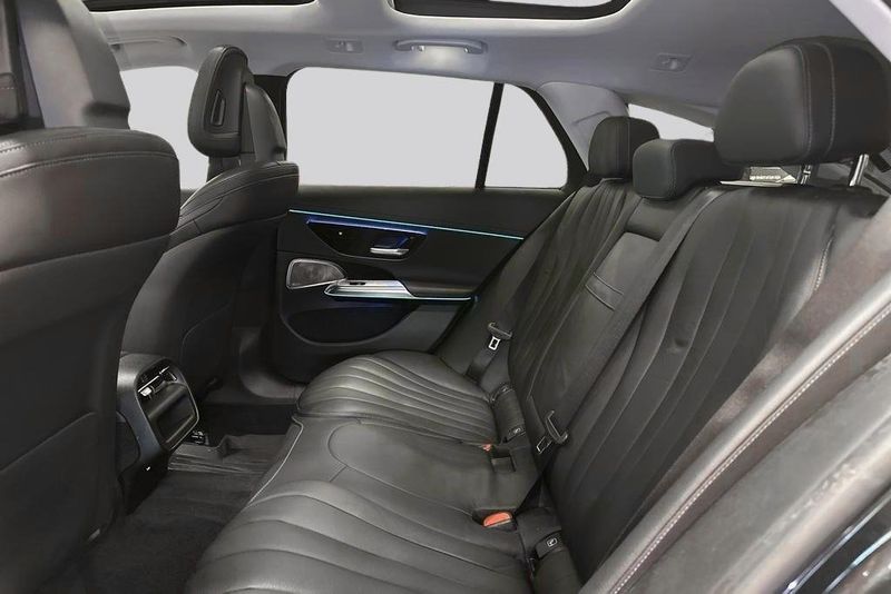 Mercedes E300 bild 9