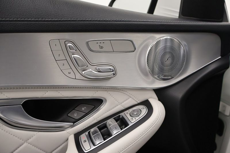 Mercedes GLC250 bild 10