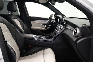 Mercedes GLC250 bild 11